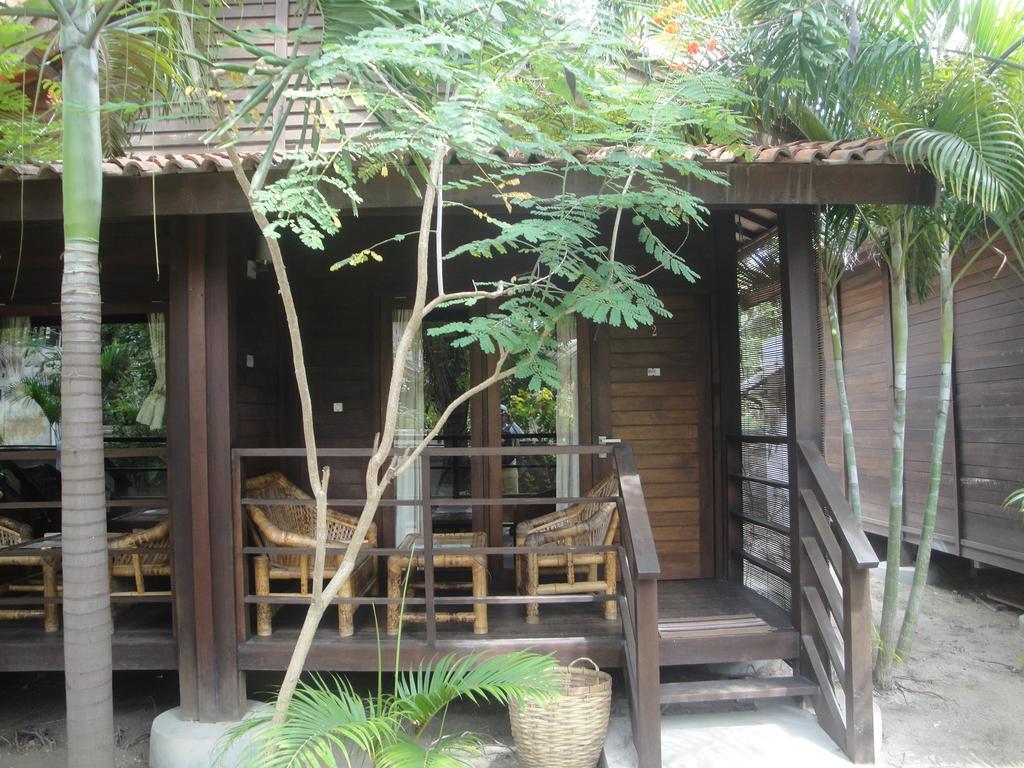 Oceane Paradise Bungalow Gili Trawangan Esterno foto
