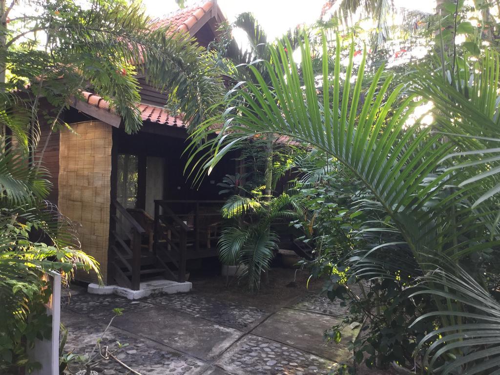 Oceane Paradise Bungalow Gili Trawangan Esterno foto