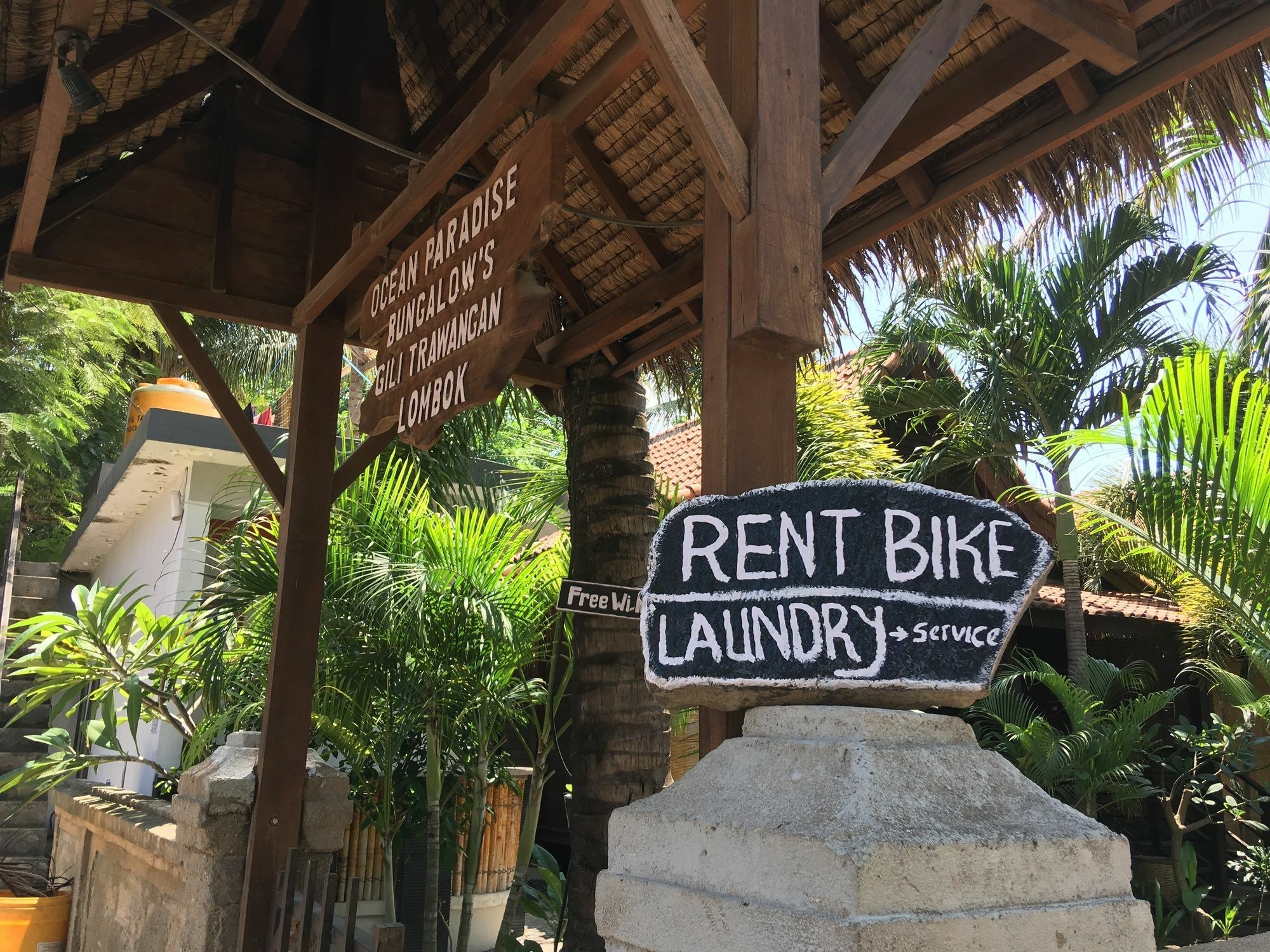 Oceane Paradise Bungalow Gili Trawangan Esterno foto